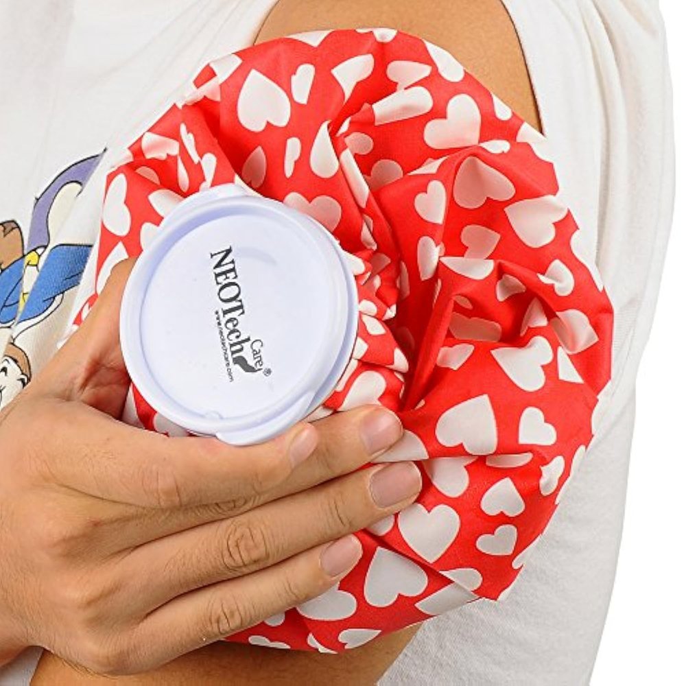 9 inches , Hearts : NEOtech Care Ice Bag for injuries & reduce swelling, Cold Pack screw top lid, 9 inch diameter size, hearts design