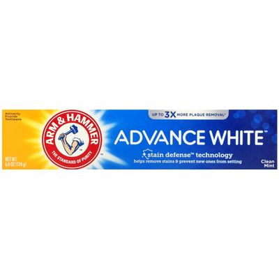 ARM & HAMMER Advance White Extreme Whitening with Stain Defense Toothpaste