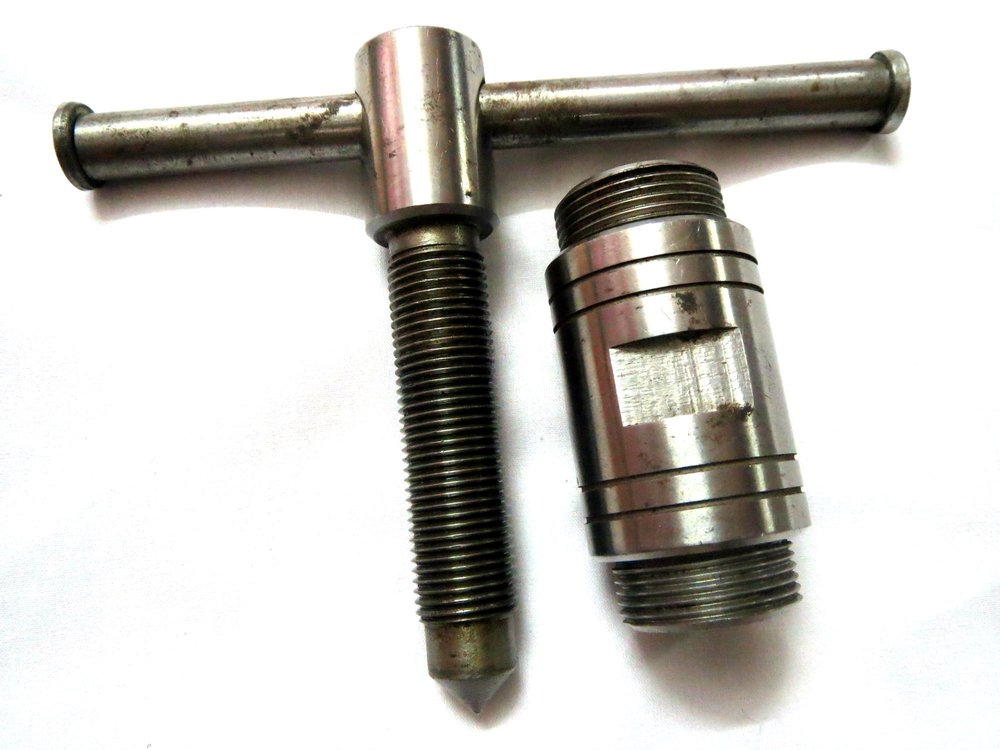 Aamrit Activa Magnet Flywheel Puller