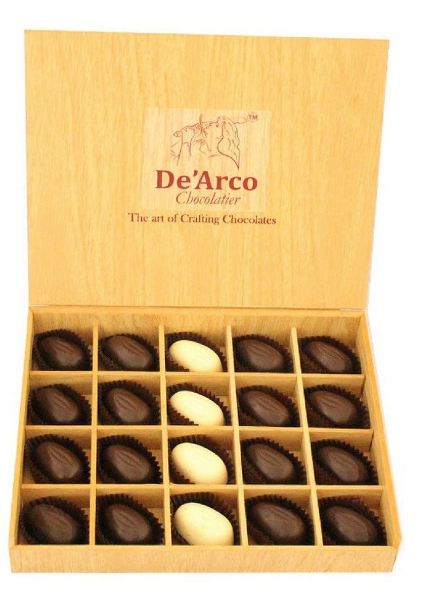 De'arco Chocolatier Amandes Plaisir Chocolates Valentine Gifts for Girlfriend, 240 Grams