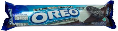 Oreo Dark & White Chocolate Flavoured Sandwich Cookies, 137g [Pack of 2, Imported]