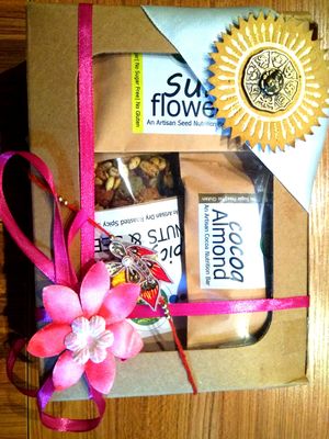 VegOChef Rakhi Health Gift Pack Hamper Containing Wholesome Nut & Fruit Bar, Sunflower Bar, High Protein Bar, Cereal Puffs & Seeds Mix and Wellness Bhel - A Complete Sugar free Nutritious Health Hamper