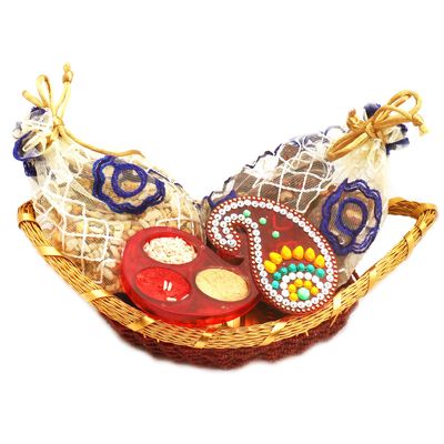 Ghasitaram Gifts Boat Basket with Sugarfree Dates and Figs Bites, Roasted Namkeen & Roli Chawal Container|Sugar Free Sweets|Diabetic Friendly|Diwali Sugar Free Sweets Box
