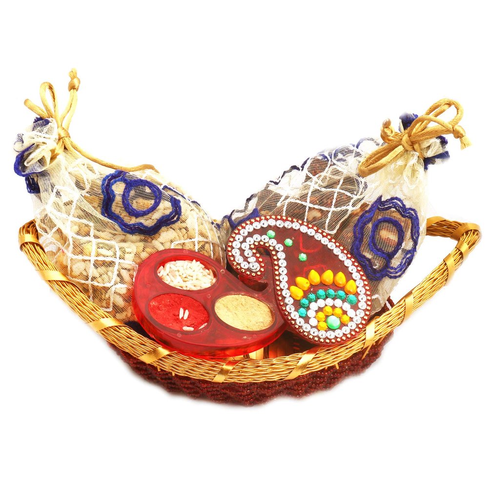 Ghasitaram Gifts Boat Basket with Sugarfree Dates and Figs Bites, Roasted Namkeen & Roli Chawal Container|Sugar Free Sweets|Diabetic Friendly|Diwali Sugar Free Sweets Box