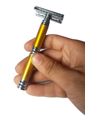 Foreign Holics Perimum Quality Long Handle Golden Safety Razor For Men (Golden)