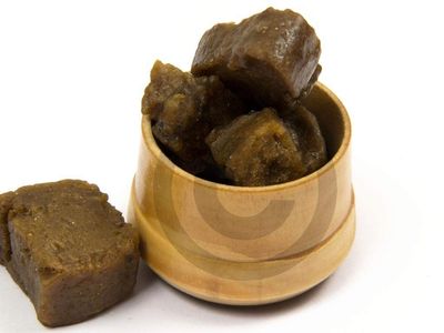 Aapkidukan Pure Hing / Asafoetida 10 GM (Imported AFGANI Hing)
