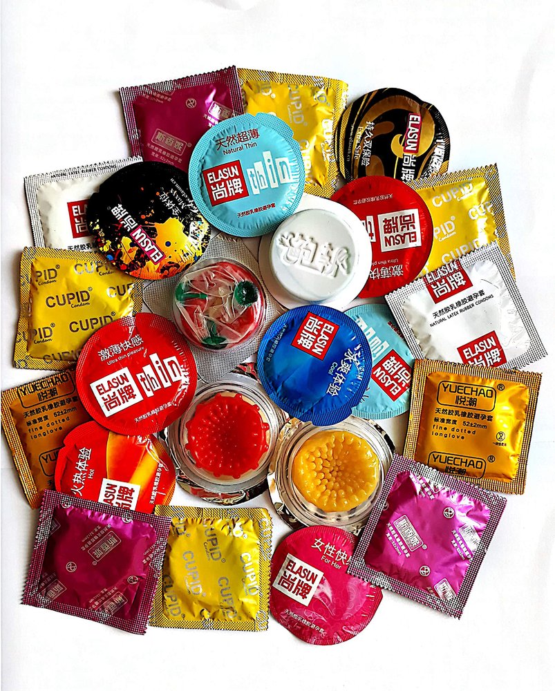 Sex Solution Extra Dotted Lubricated Condom (Special Monthaly Pack of 25 pcs)