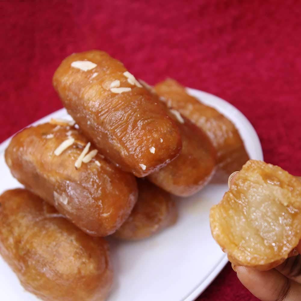 Big Size Kakinada gottam Khaja/Kaja -Sitara Foods Sweet 250 Grams Box