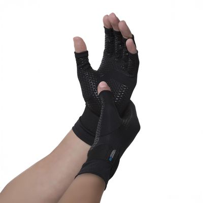 Copper Fit Compression Gloves Infused with Menthol for Maximum Recovery, Black, Small/Medium