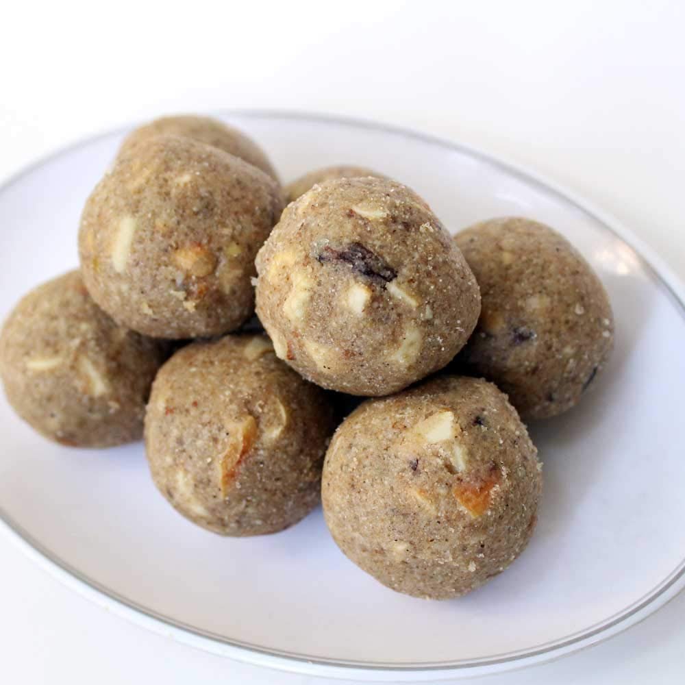Sitara Foods Gond Donkache Ladoo Laddu 1000 Grams Box