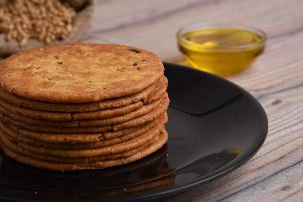 Lemor Bhakhri (400 Gms, 2 Packs of 200 Gms Each) | Whole Wheat Bhakri | No Maida Bhakri | Crispy Gujrati Indian Snacks (Methi) (Coriander)