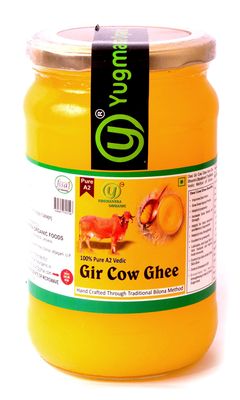 Yugmantra Organic Foods - 100% Pure Natural Desi Gir Cow Ghee - Prepared from A2 Milk Bilona Method-Immunity Superfood Helps Reduces Joint-650 Ml In Premium Glass Bottle