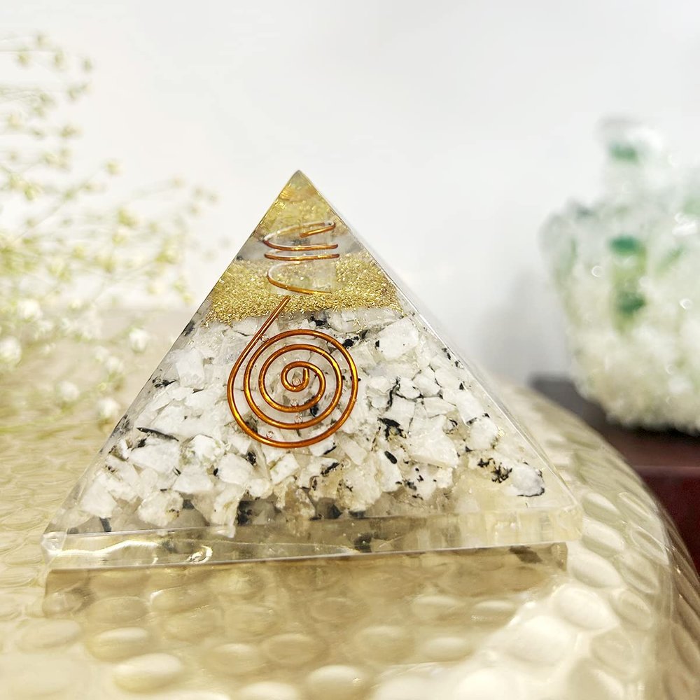 9Dzine Feng Shui Crystal Rainbow Moonstone Orgone Pyramid Energy Generator Triangle Moonstone Orgonite Orgone Pyramid for Meditation Yoga Positive Energy Crystal Gift