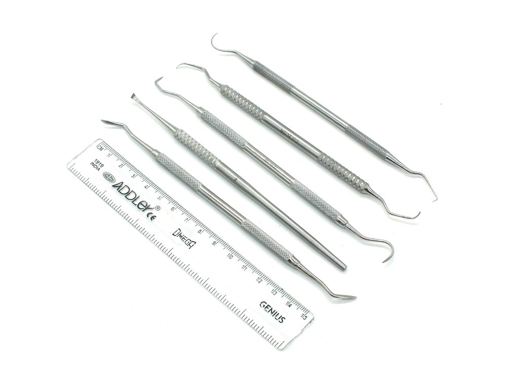 ADDLER DENTAL TEETH HYGIENE ORAL CARE KIT OF AMALGAM CARVER, SCALER, UNIVERSAL SCALER, CURETTES, EXPLORER D/E. SERRATED DOUBLE ENDED, 6 MM HANDLE AUTOCLAVABLE SET OF 5 .LIFE TIME ANTI RUSTING WARRANTY.