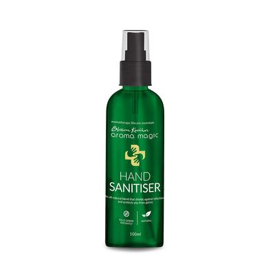 Aroma Magic Hand Sanitiser 100ml | Natural Anti-Viral & Anti-Bacterial Spray | Protects Against Germs without Dryness | Hydrating Formula with Tea Tree, Eucalyptus, Green Tea & Jojoba Oil