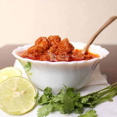 Sitara Foods Chicken pickle boneless halal cut Handmade Homemade250 Grams pack