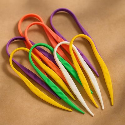 Vemlons tongue cleaner plastic Tongue Cleaner/tongue Scraper (pack of 8 piece) multi color Tongue Scraper/tongue Cleaner