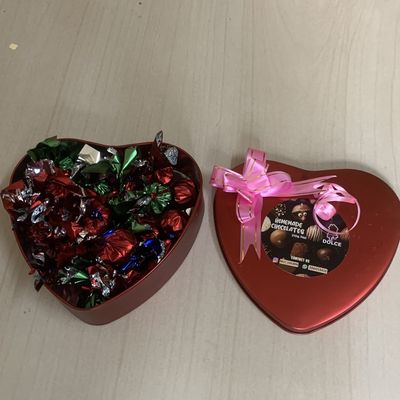 Dolce Homemade Chocolates Dark Plain (Big Heart Box)