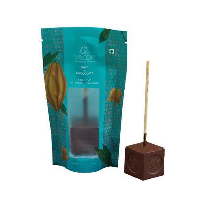 SMOOR Stir-it-Up Mint Hot Chocolate Pack of 4 Cubes | DIY dissolvable hot chocolate on a stick | Hot chocolate |Perfect For Snacking,Birthday,Anniversary, Gifting | 90g (Pack of 4) (Mint)