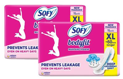 Sofy Anti Bacteria 99.99% Deep Absorbent Pads Extra Long Pads Prevent Leakage Pack of 18