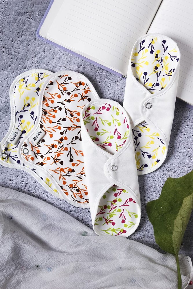 Rebelle Reusable Cloth Panty Liners Pack of 4 (Regular) | Safest Panty Liners | Easy to Wash | For Spotting & Leaks | Everyday Wear | Super Absorbent | Rash Free Cotton Fabric | Lasts Up To 12 months