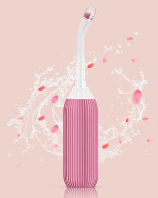 ELECTOMANIA 500ML Bidet Portable, Bidet Spray for Travel with Angled Nozzle Spray, Retractable Handheld Bidet Spray Portable of Antislip with Travel Bag (Pink)