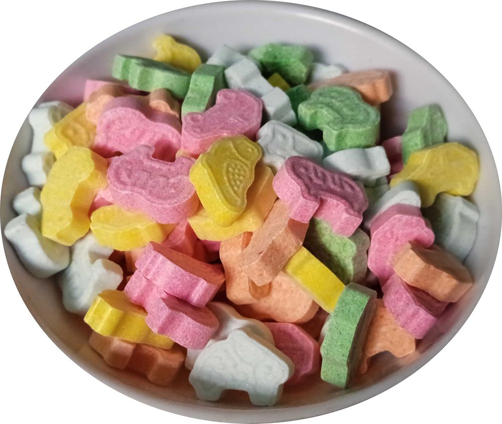 KHAVAIYYA KATTA'S (BACHPAN KI YAADEIN) MINT TOY Candy MINT Flavour Khatti Meethi & Chatpati EDIBLE TOY Goli Just for Everyone.PACK OF 250GM