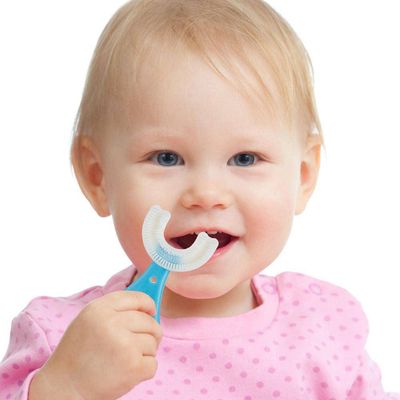 Decorhomz Kids U-Shaped Silicone Toothbrush,Food Grade Soft Silicone Brush Head, 360 Oral Teeth Cleaning Design for Kids Age 2-12 (Multicolor) (2)