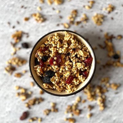 Dried treats Honey Granola Nuts & Berry -1kg (4*250g)