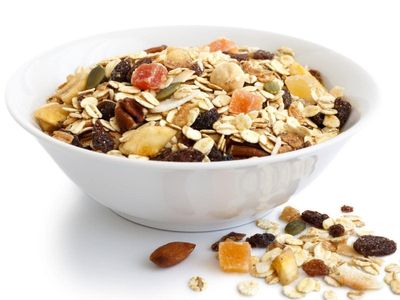 Dried treats Granola Nuts & Berry -1kg (4*250g)