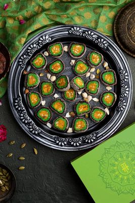 Anjeer Rolls Anjeer Mithai 400 Grams by The House Of Treats