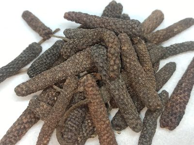 NATURALIFE'S-*YAANAI THIPILI*-Piper Longum I Indian Long Pepper I /Yanai Thippili I / / / Pipara/Pipli/Pippali/Kattuthippili ITippali I Pippalu/Pippali-(50 GRAMS)