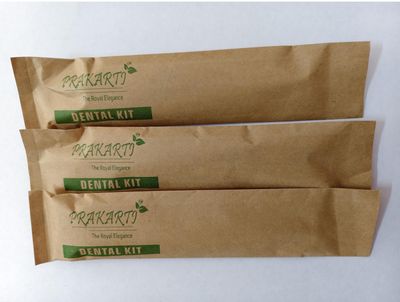 PRAKARTI Adult Hotel Dental Kit 100 Pcs(1 Manual Toothbrush & 1 Toothpaste), White