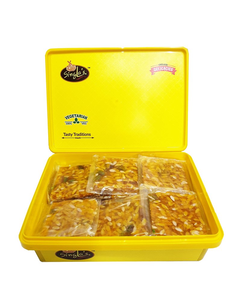 Singla Sweets Magaj Chikki Sweets Box 500g