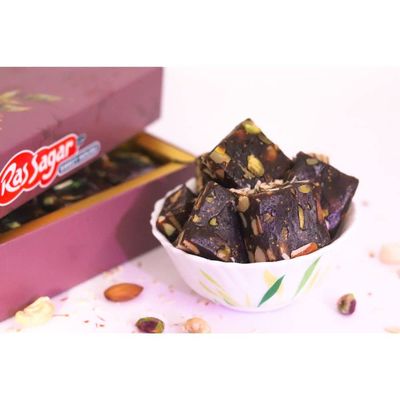 Ras Sagar Sweet House Sweets Anjeer Dryfruit Chikki(Fig Energy Bar)(Almond Cashew Pistachios Dates)200 Gms