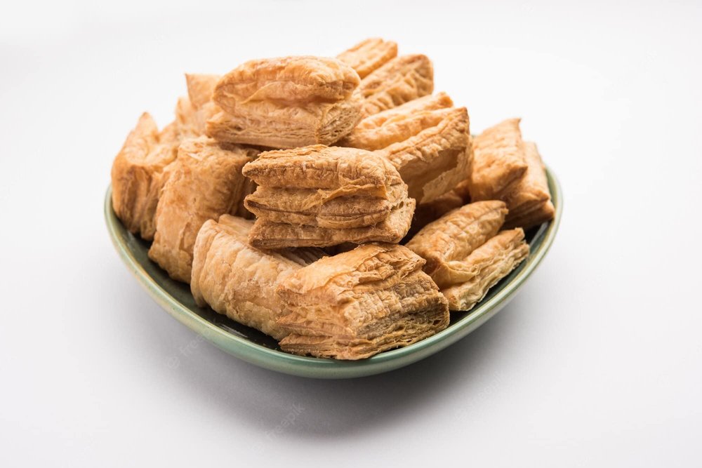 OKHLI MUSAL BRAND Khari Puff, Tea Time Snacks, Namkeen Snacks,Family Pack,Cookies Biscuit |Fan Khari, Crunchy Tea Time Snack Biscuits, Fan biscuit, Cookies- 400gm