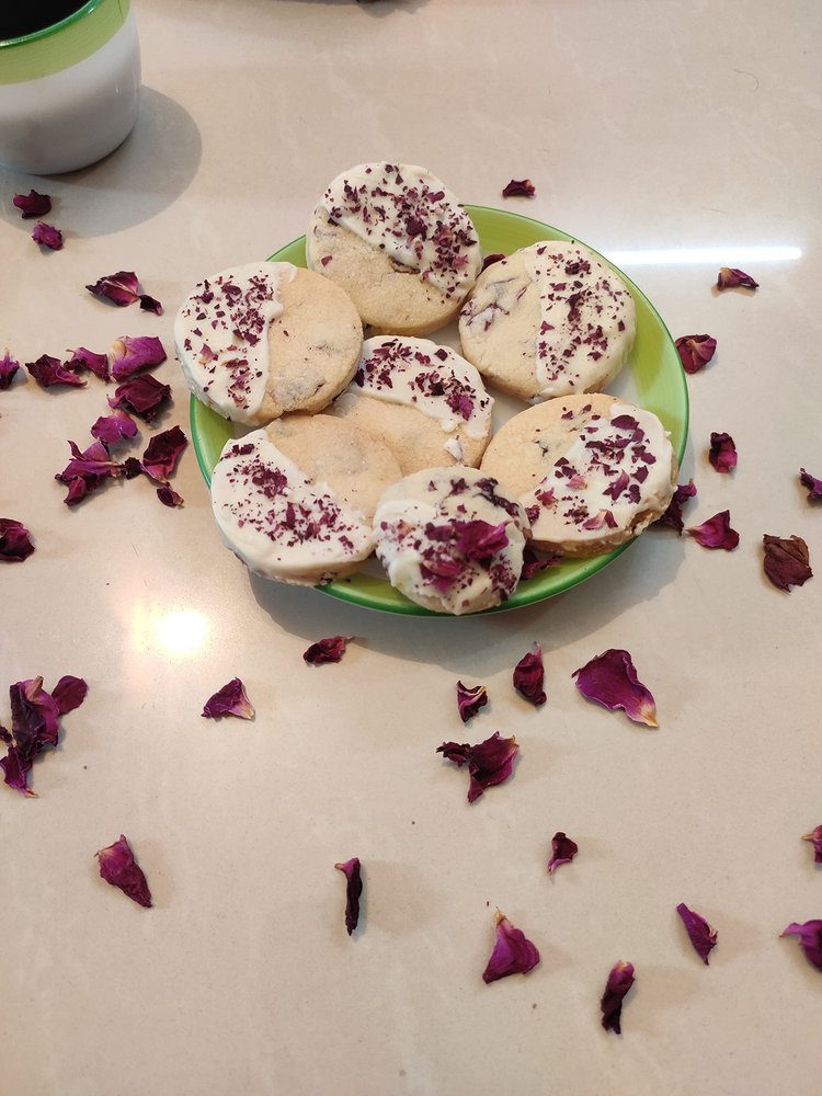 Bake N Bite | Flavour Rose Petals | Cookies | Made Up Of Pure Milk Butter | No Use of Vegetable Fats/Margarine