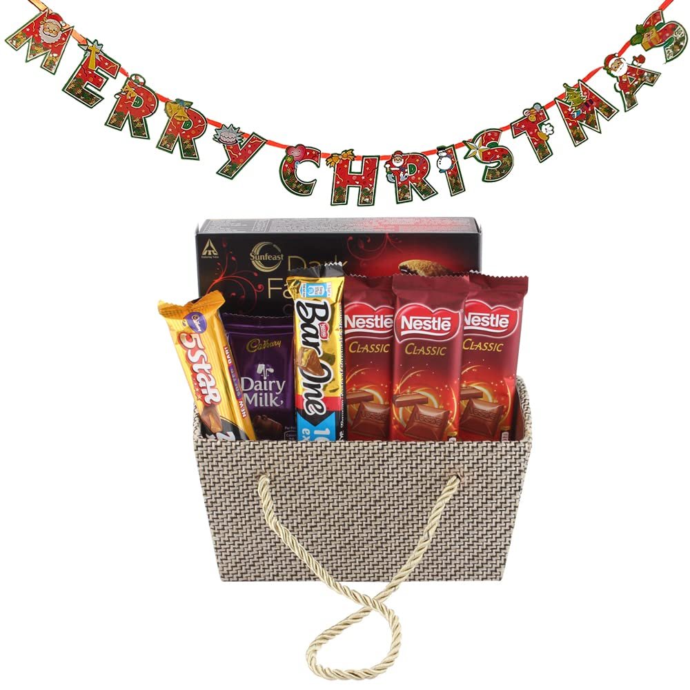 SFU E Com Lovely Chocolate Gift Hamper| Premium Christmas Chocolate Combo | Christmas Toran with Chocolat Gift | Christmas Chocolate Hamper | 802