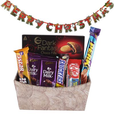 SFU E Com Chocolate Gift Hamper with Designer Golden Basket| Premium Christmas Chocolate Combo | Christmas Toran with Chocolat Gift | Christmas Chocolate Hamper | 830