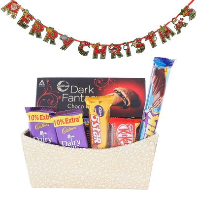 SFU E Com Delightful Chocolate Hamper with Golden Basket| Premium Christmas Chocolate Combo | Christmas Toran with Chocolat Gift | Christmas Chocolate Hamper | 250