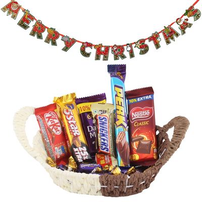 SFU E Com Assorted Choco Gift hampe| Premium Christmas Chocolate Combo | Christmas Toran with Chocolat Gift | Christmas Chocolate Hamper | 369