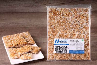Neelam Foodland Special 3 in 1 Peanut, Jaggery and Rajgira(Amaranth) Chikki, Perfect Snack Bar to Munch at Home, Travel, Picnic, 400 G
