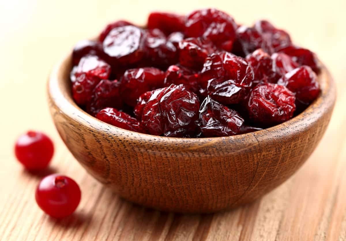 A D Food & Herbs Dried Cranberry ,Dry Fruits ,Healthy Snacks Breakfast, Cakes Cookies Baking & Smoothies, Muesli & Granola Ingredient (500 GMS x Pack of 1)