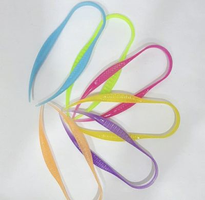 Vachi U Shape Plastic Tongue Cleaner/Scraper Multi Color for Kids and Adults (Set of 3 Pcs)