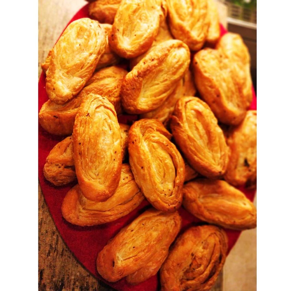 Ghotaram Baked to Perfection, Khari Fain Puff, Fan Khari Puff The Ultimate Snack/Fan Khari Puff - Flaky & Crispy, Teatime Snack/Fan Khari Puff Popular Snack for Any time of the Day-400g(200g*2Pac)