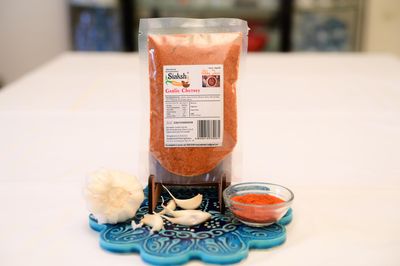 Siaksh Special Healthy & Tasty Instant Ready to use Garlic Chutney Powder with Delicious Taste in Pack of 1 (100gm)