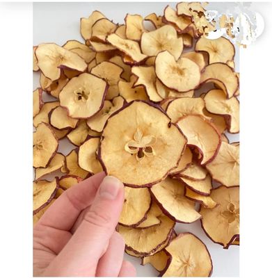 Dilkash Hub Premium Apple Chips Slices Dried | Sun Dried Apples 100% Natural Flavour No Added Preservatives | Best Source of Fibre (500g)