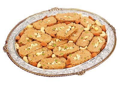 Manohar Lal Daulat Ram Garg Shahi Dry Fruit Jaggery/Gur Gajak - (500 Gm)