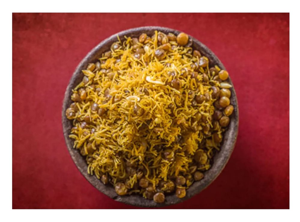 Changezi's Authentic Dalmoth/Dal Moth/Moth Dal Namkeen/Dal Biji|Namkeen|Dal Moth Namkeen Classic Taste of India|Spicy & Savoury in Flavour|Vegetarian|No Artificial Colours|Evening Snacks-350g*1Pack