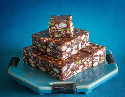 Dessert Drama Premium Sweet Gift Box Sugarfree Dry Fruits & Nuts Barfi 400 gm Sweet Box With 2 Rakhi Combo Set Brother Gift Rakshabandhan/Rakhi Sweeets